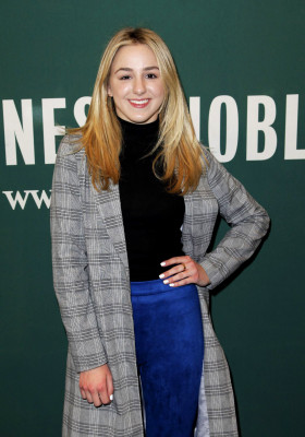 Chloe Lukasiak