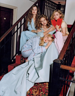 photo 19 in Chloe Moretz gallery [id385031] 2011-04-18 00:00:00