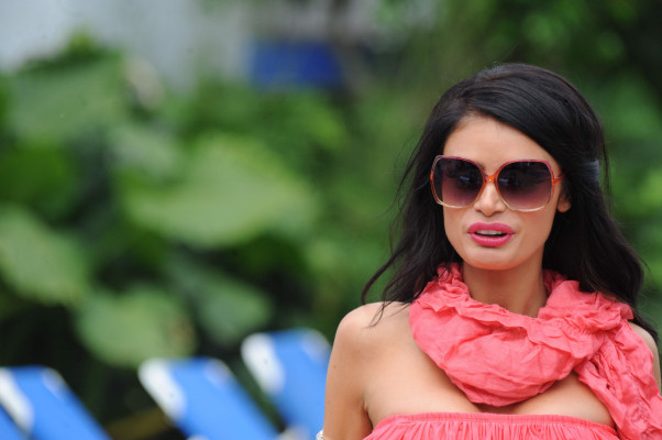 Chloe Sims pic #583980