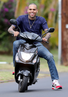 photo 12 in Chris Brown gallery [id609340] 2013-02-27 00:00:00