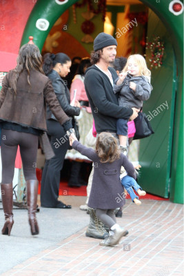 Chris Cornell - Santa&#039;s Grotto at The Grove in Los Angeles 12/23/2008