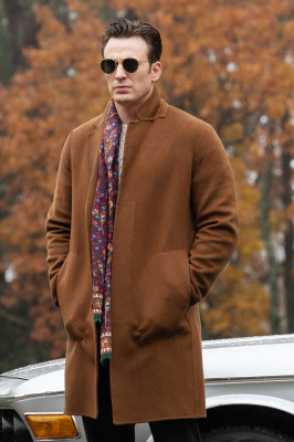 Chris Evans - Knives Out (2019)