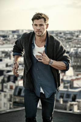Chris Hemsworth - AugustMan Magazine (October 2019)