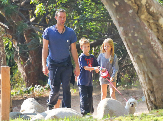 Chris Martin in Los Angeles 11/04/2013