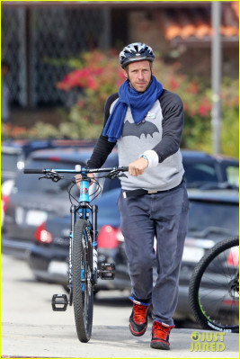 Chris Martin - Out and About in Malibu 03/12/2017