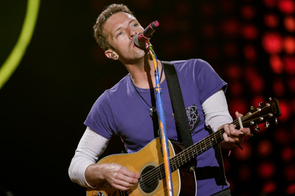 Chris Martin in Bogota, Colombia 04/13/2016