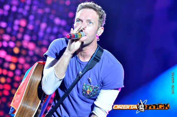 Chris Martin in Bogota, Colombia 04/13/2016