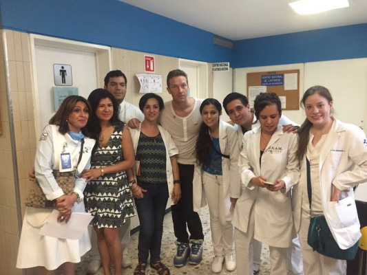 Chris Martin at Hospital in Mexico 04/17/2016