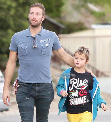Chris Martin in Malibu 10/18/2014