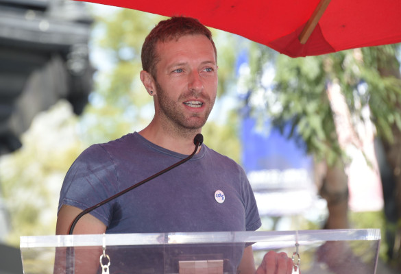 Chris Martin at the Hollywood Walk of Fame Ceremony for Elvis Duran 03/02/2017