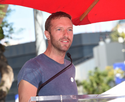 Chris Martin at the Hollywood Walk of Fame Ceremony for Elvis Duran 03/02/2017