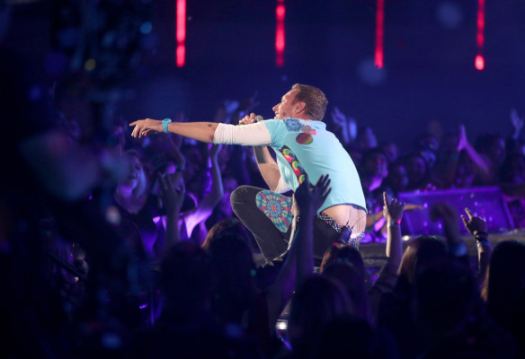 Chris Martin at iHeartRadio Music Awards 03/05/2017