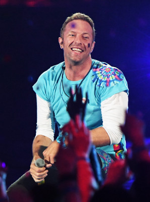 Chris Martin at iHeartRadio Music Awards 03/05/2017