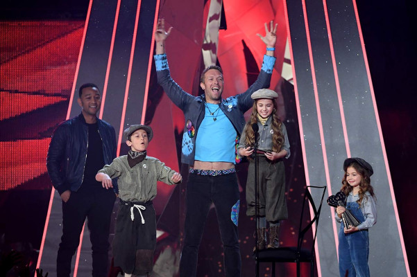 Chris Martin at iHeartRadio Music Awards 03/05/2017