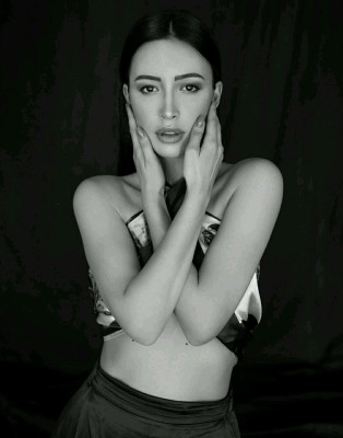 Christian Serratos pic #1156760