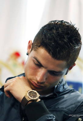 photo 22 in Cristiano Ronaldo gallery [id241413] 2010-02-08 00:00:00