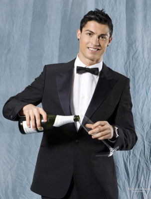 photo 5 in Cristiano Ronaldo gallery [id235255] 2010-01-19 00:00:00