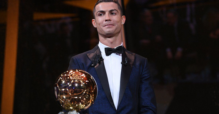 Cristiano Ronaldo win Ballon d’Or / Криштиану Роналду выиграл Золотой мяч