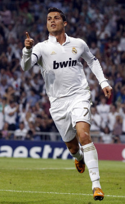 Cristiano Ronaldo pic #569360