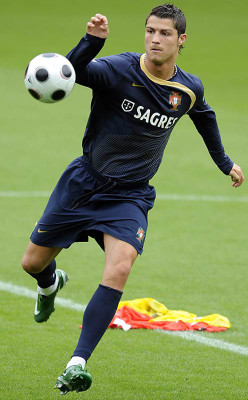 Cristiano Ronaldo pic #566638