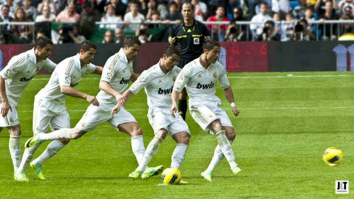 photo 19 in Cristiano Ronaldo gallery [id607669] 2013-02-22 00:00:00