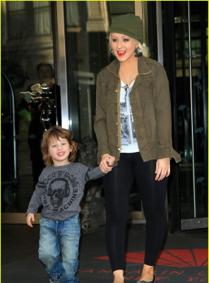 Christina Aguilera pic #394241