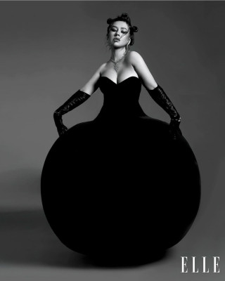Christina Aguilera by Benjo Arwas for Elle Mexico (February 2022)