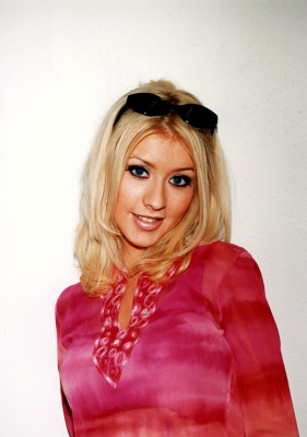 photo 6 in Christina Aguilera gallery [id125153] 2009-01-05 00:00:00