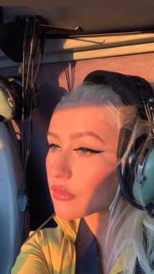 Christina Aguilera pic #1199382