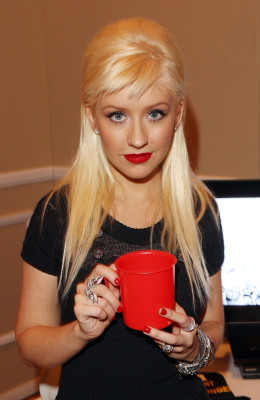 Christina Aguilera pic #570037