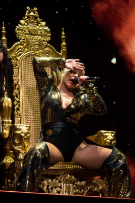 photo 17 in Christina Aguilera gallery [id1233310] 2019-11-21 00:00:00