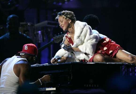 Christina Aguilera pic #445495