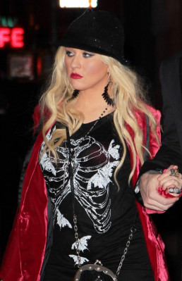 Christina Aguilera pic #529117