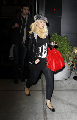 Christina Aguilera pic #500237