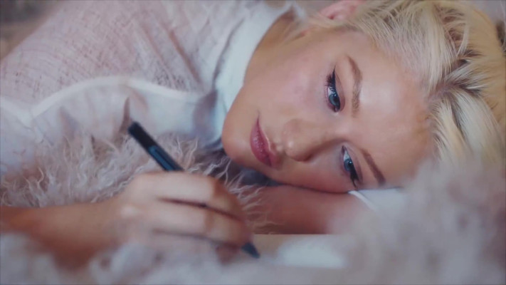 Christina Aguilera pic #1067841