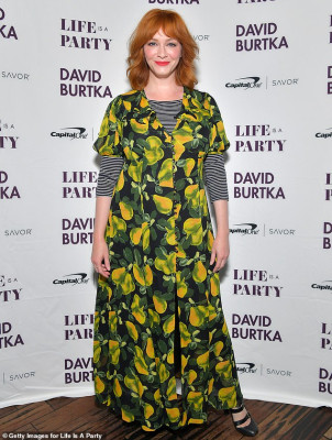 photo 22 in Christina Hendricks gallery [id1162705] 2019-04-29 00:00:00