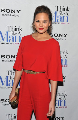 Christine Teigen pic #494101