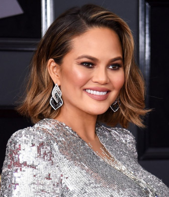 Christine Teigen pic #1036140