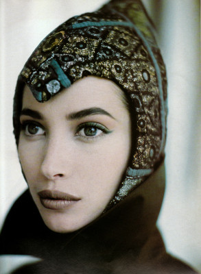photo 28 in Christy Turlington gallery [id209715] 2009-11-19 00:00:00