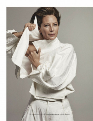 Christy Tulington – Vogue Magazine Mexico May 2019 Issue