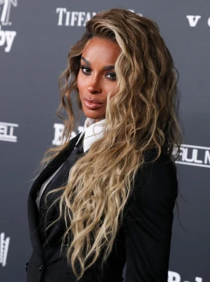 Baby2Baby Gala in West Hollywood 11/12/2022