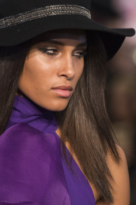 Cindy Bruna pic #1051329