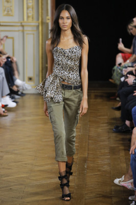 Cindy Bruna pic #999571