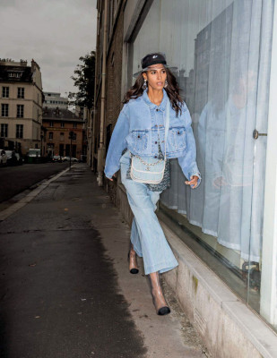 Cindy Bruna – Elle Italy February 2018