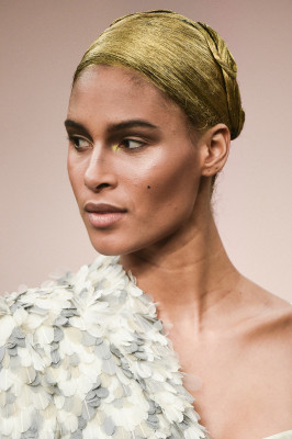 Cindy Bruna pic #1051335