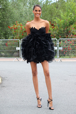 Cindy Bruna pic #1082161
