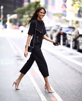 Cindy Bruna pic #999553