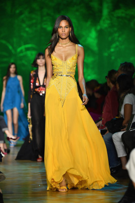 Cindy Bruna pic #999550