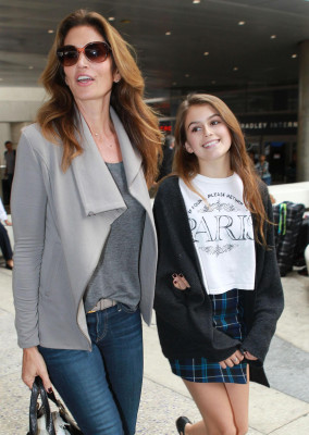 Cindy Crawford pic #743375