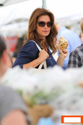 Cindy Crawford pic #647455